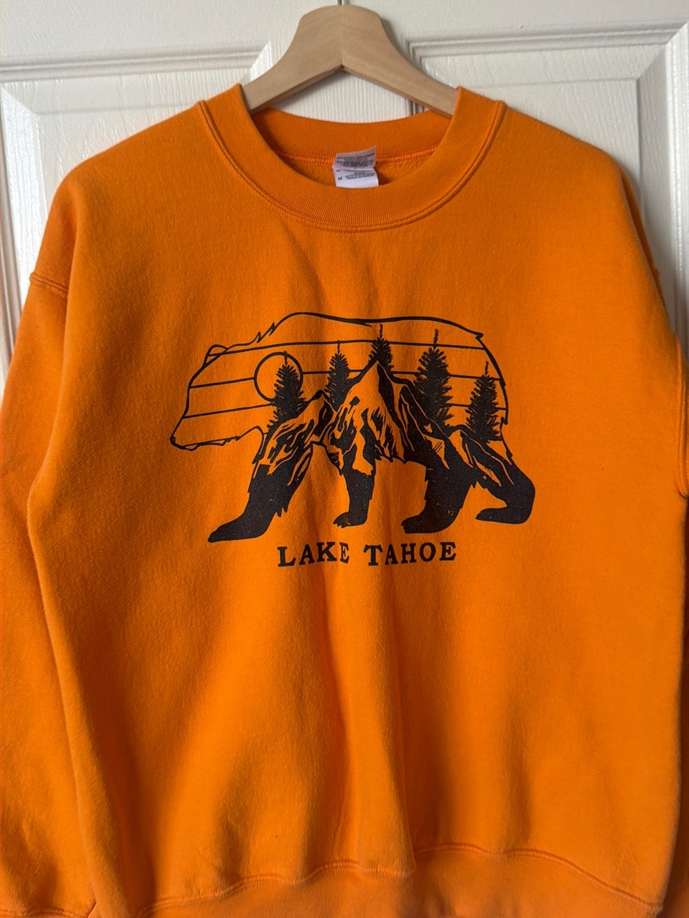 Lake Tahoe Orange Graphic Sweatshirt - Unbranded